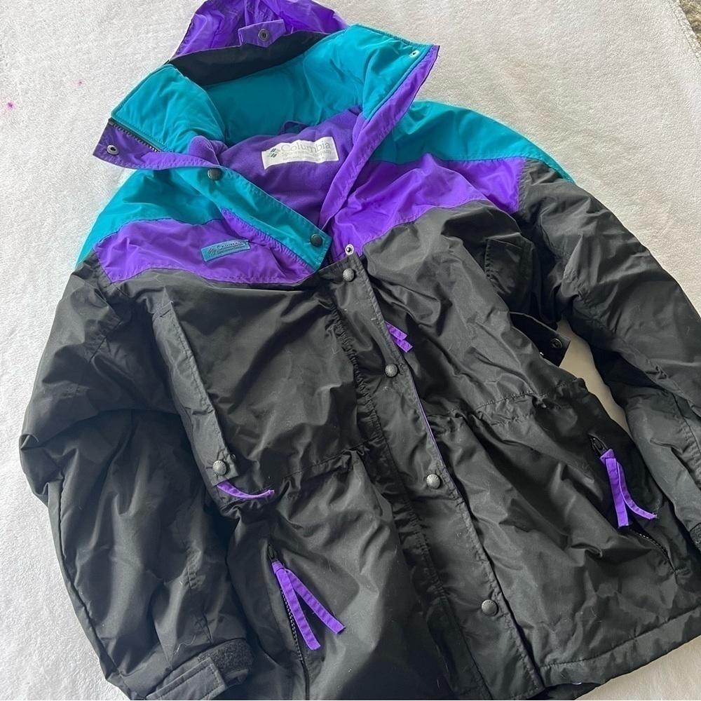 VINTAGE Columbia Windbreaker Jacket